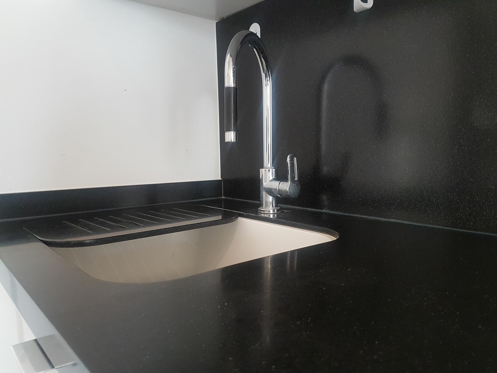 N2N Suites - Downtown Lake & City View Apartments โตรอนโต ภายนอก รูปภาพ